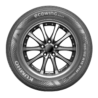 https://media-edriver.midasint.io/pneus/pneus/KUMHO/ES31_P3.jpg